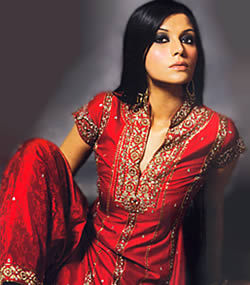 Exclusive collection of over 2000 designs of salwars, chididars, ghagras, gaghra cholis, sarees, saree, sari and we are specialized in wedding collections.