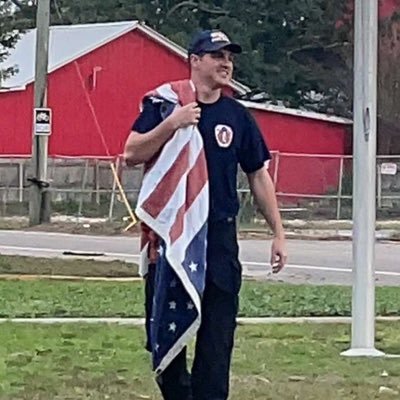 Firefighter and Twitch streamer. #1 Lifeline in the Gulf Coast area - catch me at https://t.co/G4HDEoVFQP business email - Beth537@gmail.com