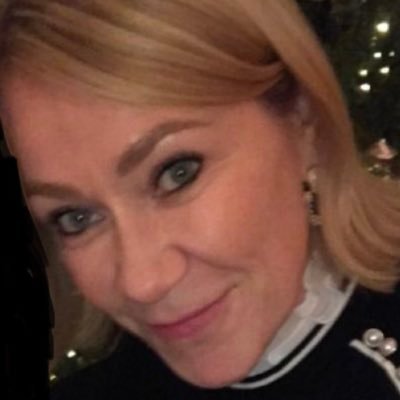 bornon4thjuly's profile picture. People person, family girl, linguist…