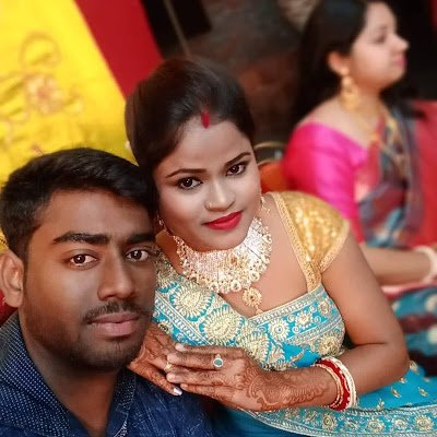 MamoniSujit's profile picture. 