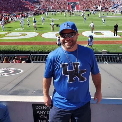 I'm a recovering alcoholic, 15 years sober to date. I'm greatful for each day God allows me to be here. I love UK, The Reds, and The Dolphins.