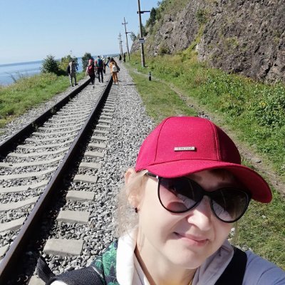 Irina40573736's profile picture. :))