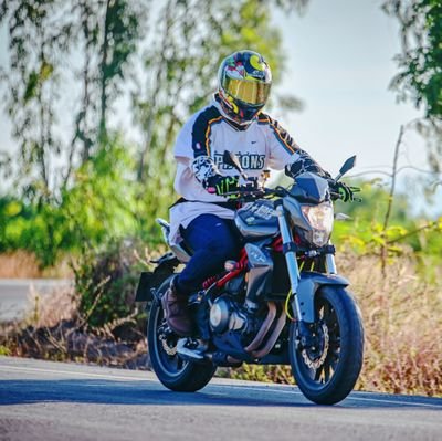 kaworu_nakisa's profile picture. 🏍️🎼🎸🤖