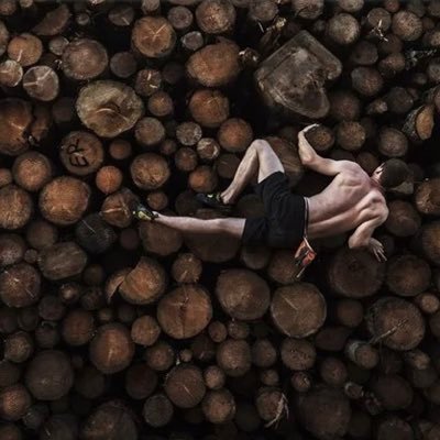 JesusBarba1's profile picture. “Pensar es difícil, por eso la gente juzga”. JUNG. Todo aquí a título personal.