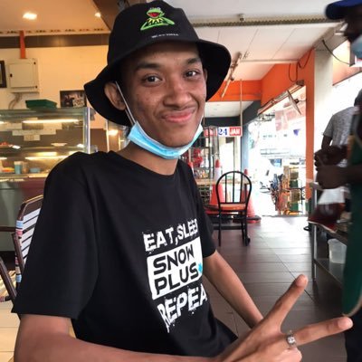 aidielzafwann's profile picture. HUSBAND @nhdyhms 💞 BAPAK #NauraMedina 👪