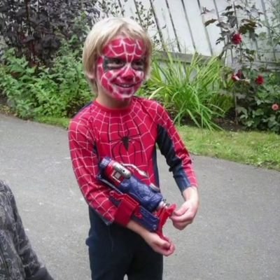 liapfta's profile picture. 😰