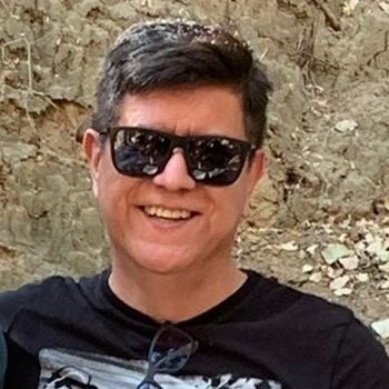 patcatxxi's profile picture. Bachelor in Literature (Portuguese, Spanish, Italian Translation) Ufrgs, Brazil 
- Master in Spanish Language and Culture (Phonetics and Phonology) Usal, Spain