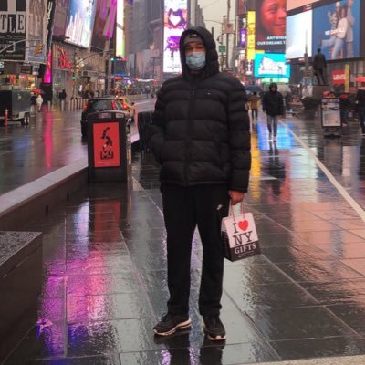 Nwthomas_10's profile picture. 