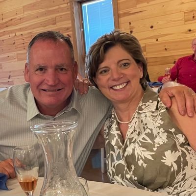 becky_ault's profile picture. 