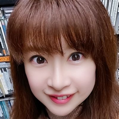 心に思ったことをつぶやいていきます♪ ありがとうとごめんなさいがちゃんと言える人、性格の良い人そして思いやりのある人が好きです☆ 歌手andかわさきＦＭ『ロック音!!Monday!!』の隔週ラジオパーソナリティを10年間務めました(*´∀`) 聴いてくれて来てくれて♪ｱﾘｶﾞﾄでした!!
名前の漢字『磨』です