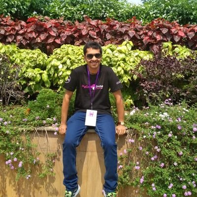 yashdvora's profile picture. Lost in life!!!