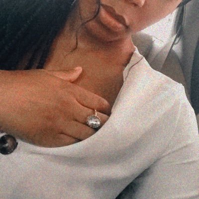 AmaraPistols's profile picture. I want to love like God. | Servant. | Causing heaven. | By Him, For Him