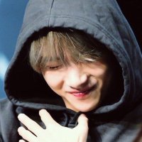 คิมแท (@withv_tae) 's Twitter Profile