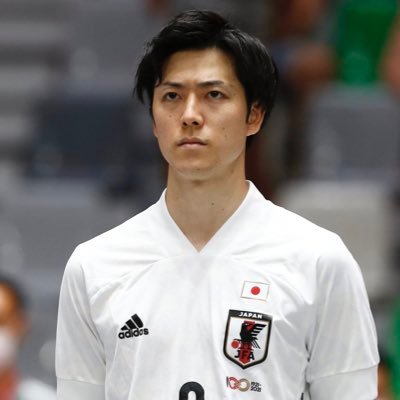 フットサル日本代表🇯🇵 MIZUNO契約選手 FリーグBest5🏆(2016/17,2018/2019) シュライカー大阪No.8(No.26) 愛知県瀬戸市出身です。オンラインサロン開設しました！⬇︎⬇︎⬇︎覗いてみてねー♫