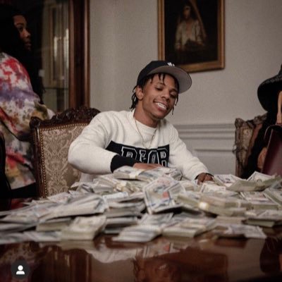 xJayBaIIin's profile picture. 𝒕𝒉𝒆Bronx📍|@buygartorade| @GwapoEBK