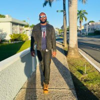 John_ezeli (@johnsleeks) 's Twitter Profile