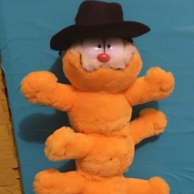 Postin' Garfield merchandise all dayy!!
Mod is a minor - NSFW/PROSHIP/TERF DNI - Submit a garf merch through dms 😎 - priv qrts are ay okay