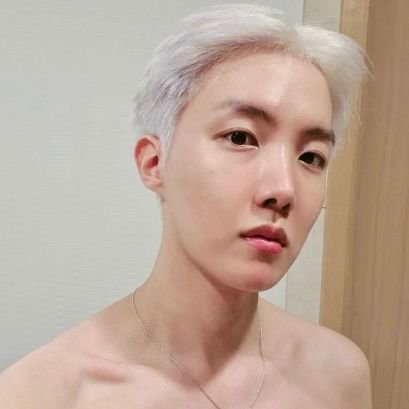 95 liner | 방탄소년단 Borahae 💜 |
Italian Army 💜 |
🐨🐹🐱🐿️🐥🐻🐰 |
Sulla schiena trovi cicatrici, è lì che ci attacchi le ali 💛 | she!her | 🐬 squad ~