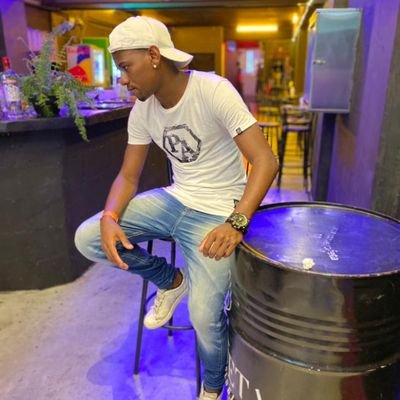 Fé Em Deus e Nas Crianças Da Favela 🙏🏿 Insta ➡️ @Mlktomzin PAPAI DO LUCCA 👣💙