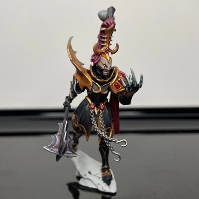 Lapsed Warhammer hobbyist, looking to get back into things. Eyes bigger than my abilities. Genestealer Cults, Hedonites, and Drukhari.