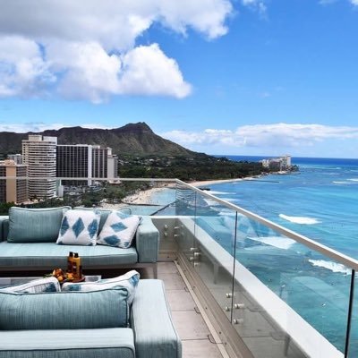 oFswF5hpur4DbmY's profile picture. 休み前は飲み歩き、色々な方達とお話を楽しんでいます。