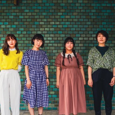 ちきまーちです🐤ぽよ〜ん!Ba/Voみゆきち@miyu__203 Gtワカモレ@sakuraiwwww Key/Gtゆかち@YUKACHIKIMA Drサユリンゴスター@rng0111 ✉️chikimarchiki@gmail.com 📷https://t.co/v4NEeFqqQP