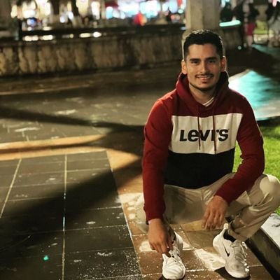 Co-director Premier Sports
Instagram oscar.gtzc