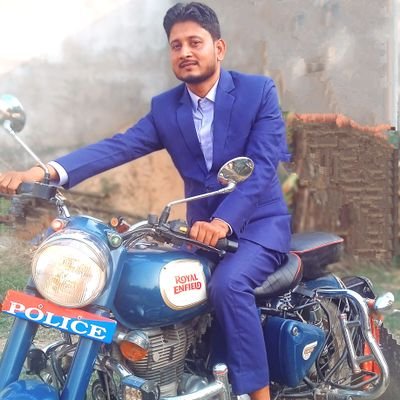 Rajeevkr_singh's profile picture. Social media Youth !!RJD !! Samastipur (Shivajinagar) असफलता में तुम्हारी हार नहीं है, हार तब है जब आप घुटने टेक देते हो । 🙏