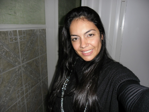 Sou pastora,esposa, mamãe de 2 princesas, amiga, não suporto facilcidade e pessoas soberbas, enfim sou serva de Deus