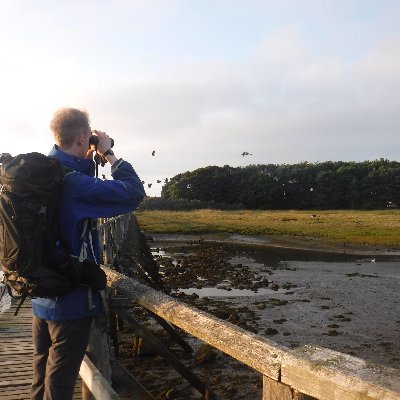 21-year-old birdwatcher and hillwalker from Edinburgh. Studying Ecology and Conservation at the University of St Andrews.