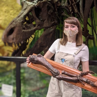B.S. Geology🌋 | Amateur Paleontologist working @ the Middle TN Museum of Natural History! | katie.digs.dinos on Instagram | Fossil Molding+Casting🦕💙