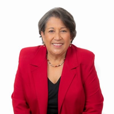 Trabajadora Social, MSc. en Ciencias Políticas, Ex-Diputada de la República de Costa Rica (2014-2018), profesora de la UCR pensionada, madre y abuela.