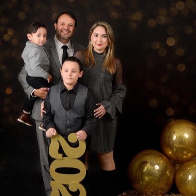 anthuan_moreno's profile picture. ¡Va mi espada en prenda!