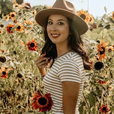 imcalliej's profile picture. Welcome to the thoughts of a Christian teenager