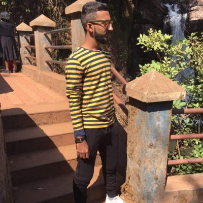 aryanmak44's profile picture. Team work