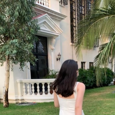 stephaniesdln's profile picture. focus on the good 🌻