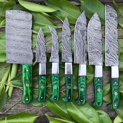 I'm a professional knife maker who can make Fixed blades, folding knives, Axes, Swords etc.
We also make customized blades as per a person's desire.🪓🔪