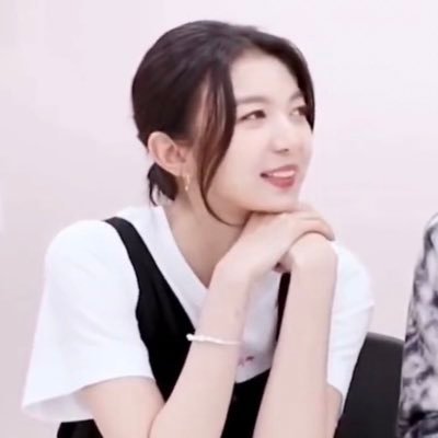 byulbins's profile picture. #twentythree : deukae | mamamoo | loona