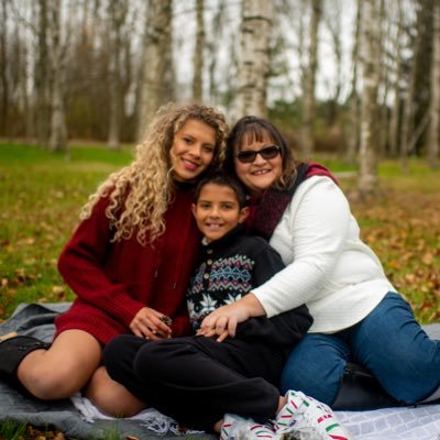 Cbarr_FnC's profile picture. Living life to the fullest....There is no time for regrets or second chances... Live n learn leave the past in the past live in the now anticipate the future