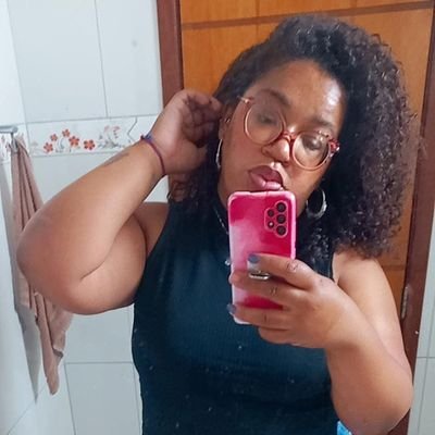 👩👧👦 Mãe da Manu e do Matheus
♈ Ariana
⭐ Botafoguense
🧮 Ciências Contábeis - Bacharelado (6/8)
📍 Rio de Janeiro