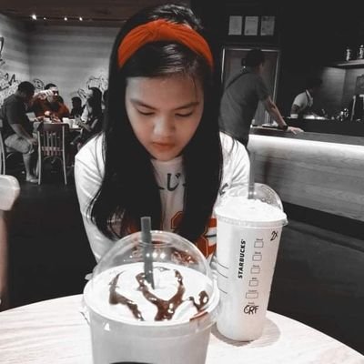 siguro, umiral siguro ang kademonyohan ng aking kamay. gumalaw