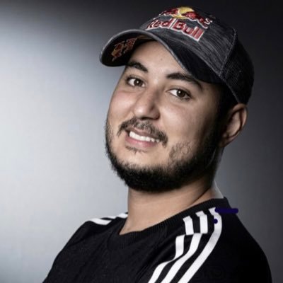 FAN CLUB - GOTAGA 

1 tweet par jour sur l’actu de @Gotaga  et son staff !! 
Car je suis un très très grand fan !!!