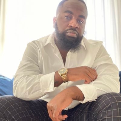 Self Taught Front End Developer 👨🏾💻#blacktechtwitter #blackmenintech