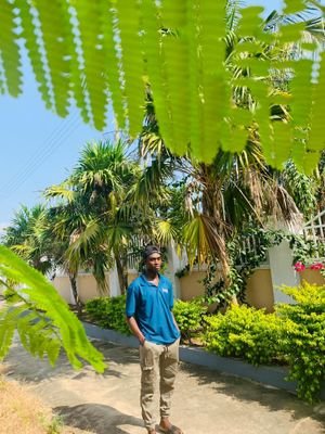 okocha_jerry's profile picture. HALA MADRID🤍||GRAPHIIC DESIGNER❤️||