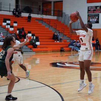 5’8 Athlete• C/O 2023• PG/SG• Benton Harbor Lady Tiger🐅!