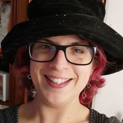 DeboGallen's profile picture. 