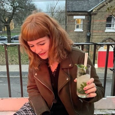 JosieCharlwood's profile picture. she/her •