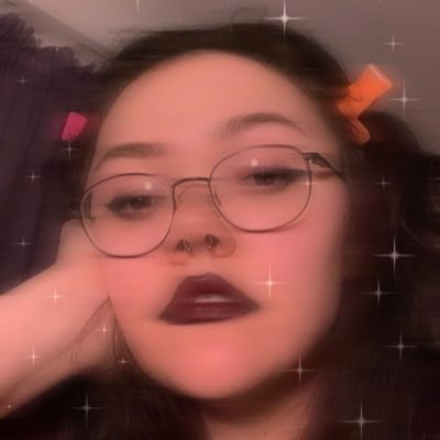 ur favorite 24 year old, autistic, venom-filled, non-binary femme lesbian. any pronouns