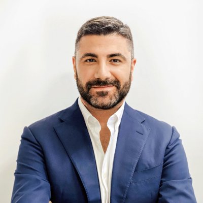 CAbN's profile picture. Mobile Tech Freak and Geek. Founder of collaborative blogs. Former banker. Managing programs at Berytech.