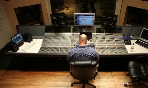 JimJayawardena's profile picture. Producer/Composer/arranger/orchestrator yada yada. Worked with lots of people in lots of places. Rep - alison@alanbrodie.com